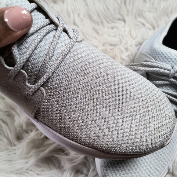 Vessi Everyday Women's White Waterproof Athletic Running Shoes Size 8 - Picture 3 of 10